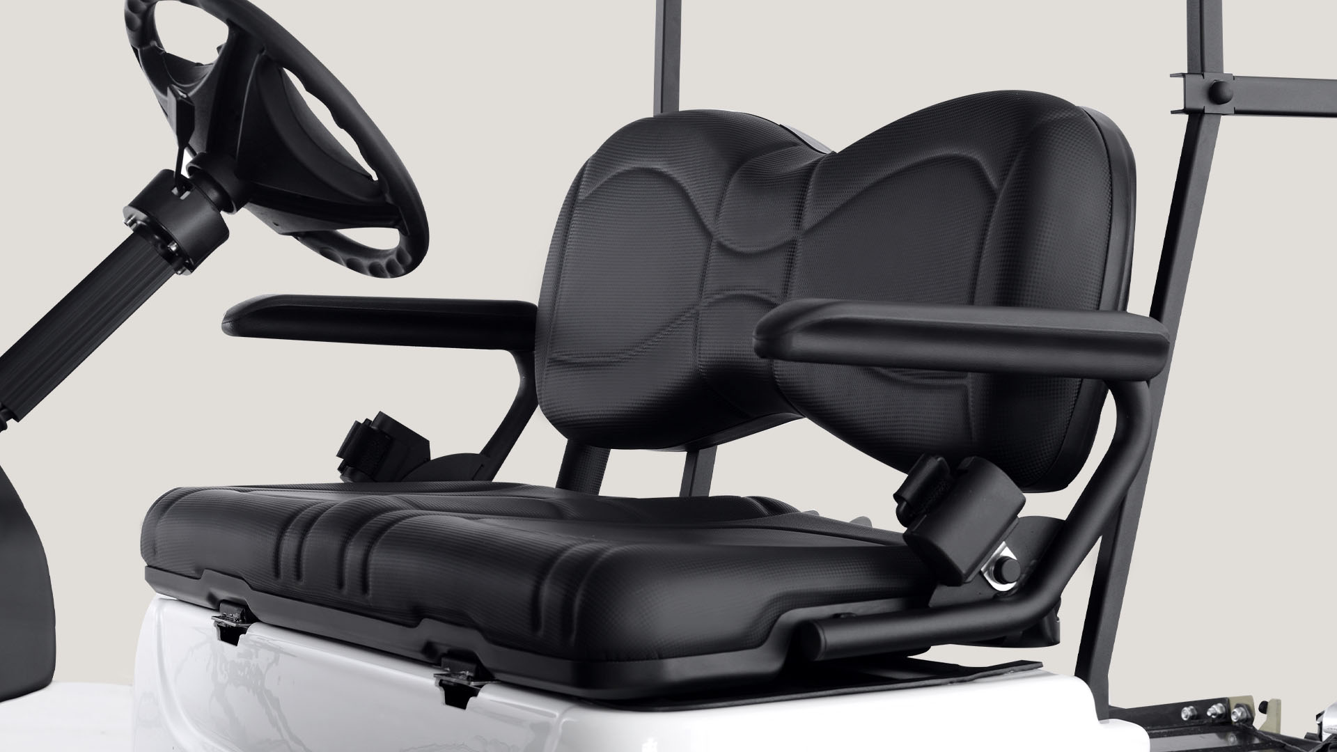 Golf Type Seat - Carbon Black