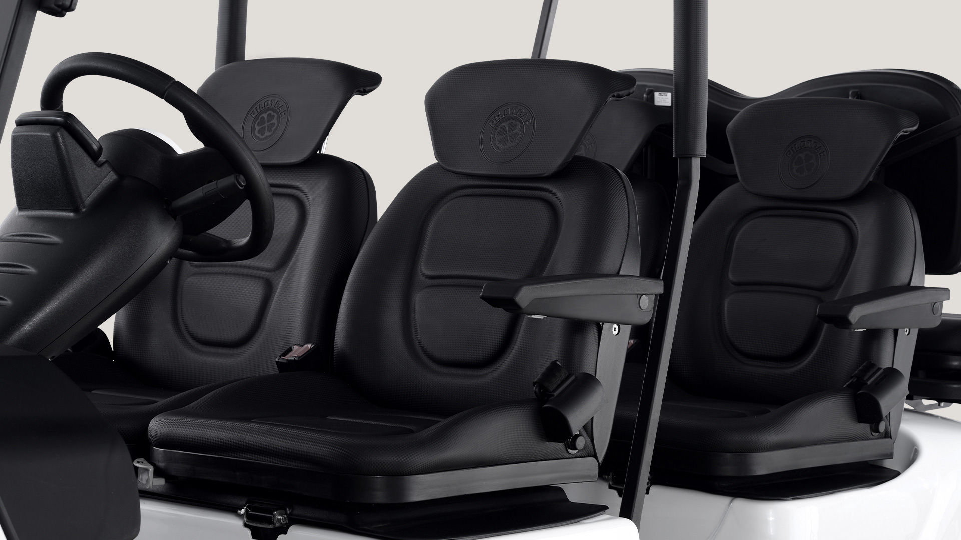 Premium Seat - Carbon Black